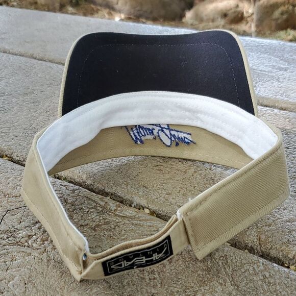 Maui Jim Visor  - Picture 2 of 4